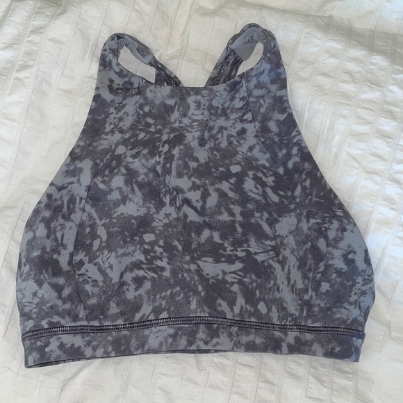 Lululemon Free to be Serene Sports Bra size 4 - Picture 3 of 5